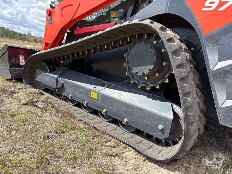 2024-kubota-svl97-2-image-31