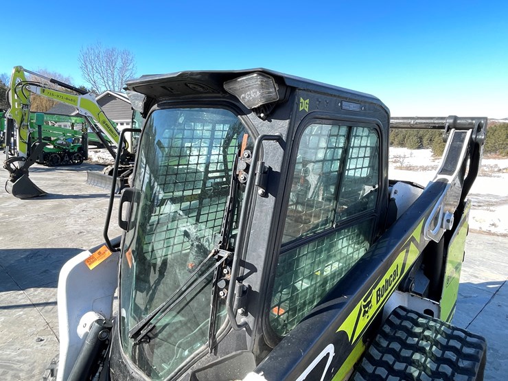 2022-bobcat-t76-image-13