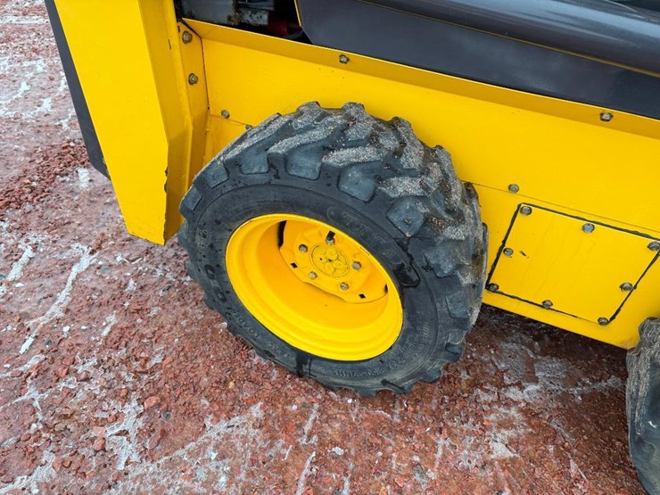 new-holland-ls120-image-14