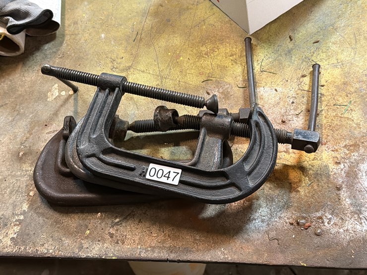 #47-•-lot-of-c-clamps-image-1