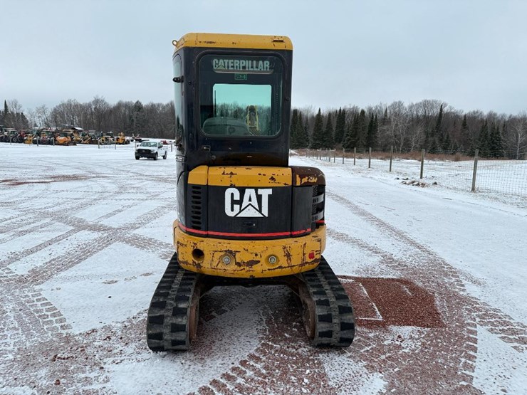 caterpillar-303cr-image-4