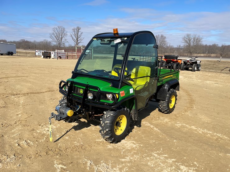 2009-john-deere-gator-image-1