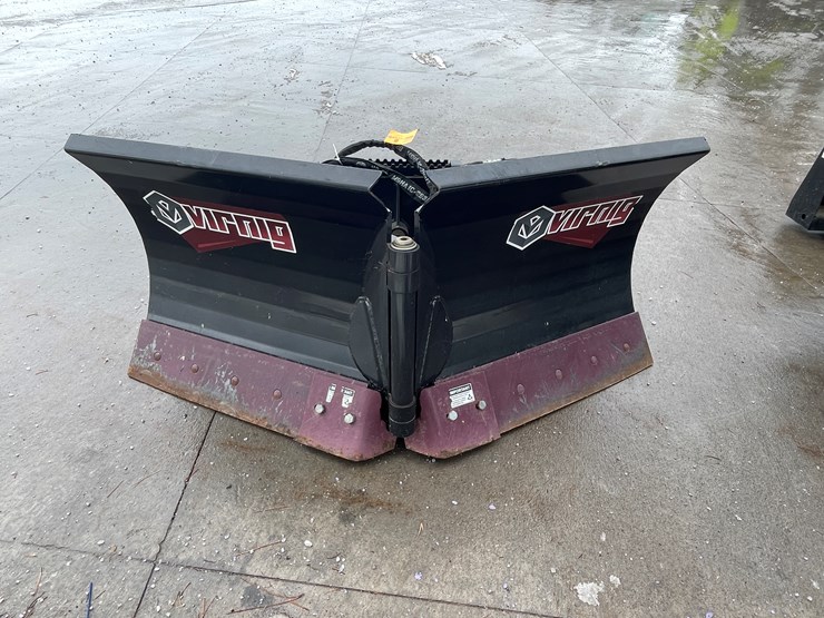 #4908-•-virnig-skid-steer-mount-70"-v-plow-image-5
