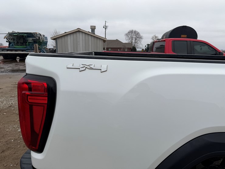 2020-gmc-2500hd-image-43