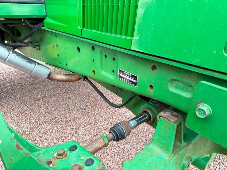 john-deere-6400-image-28