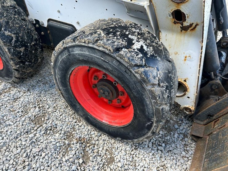 2018-bobcat-s650-image-12