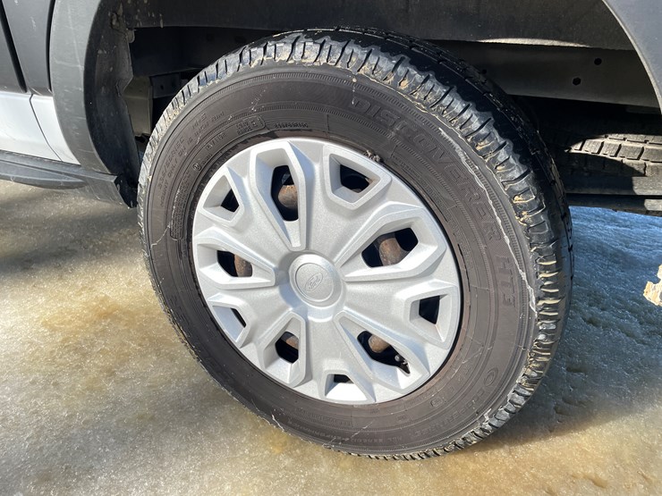 2019-ford-transit-image-110