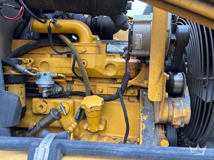 2004-deere-310sg-image-22