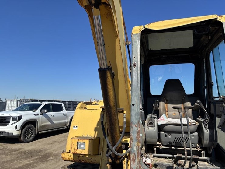 komatsu-pc60-7-image-17