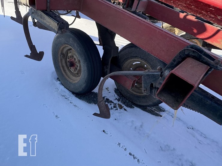 case-ih-4600-image-5