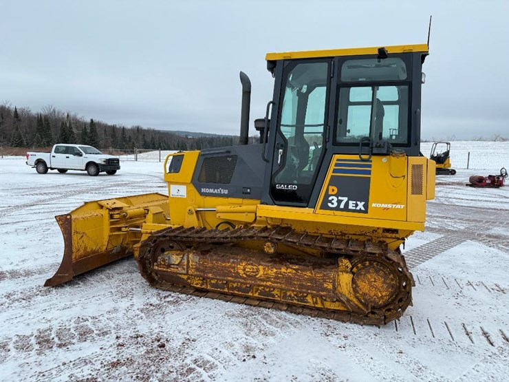 komatsu-d37ex-21-image-6