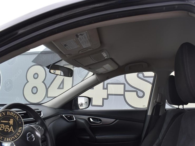 2015-nissan-rogue-image-19