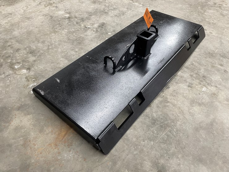 #2485-•-skid-steer-receiver-hitch-plate-with-half-moon-chain-hook-image-3