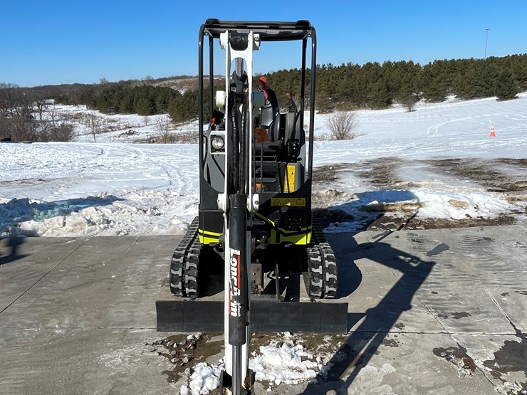 2022-bobcat-e20-image-2