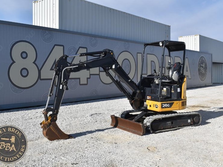 2021-deere-26g-image-1