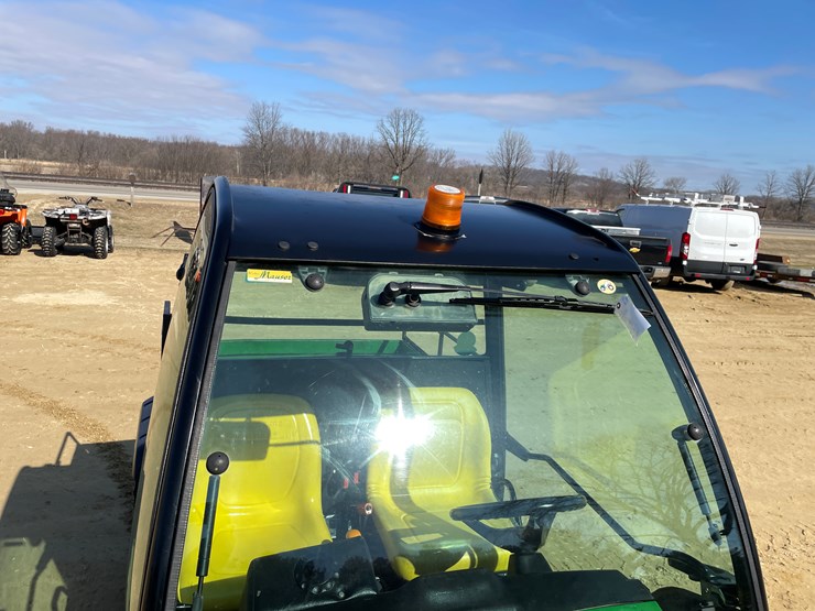 2009-john-deere-gator-image-19