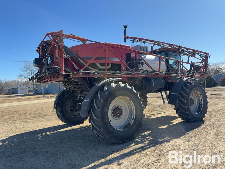 2012-case-ih-patriot-4430-image-5