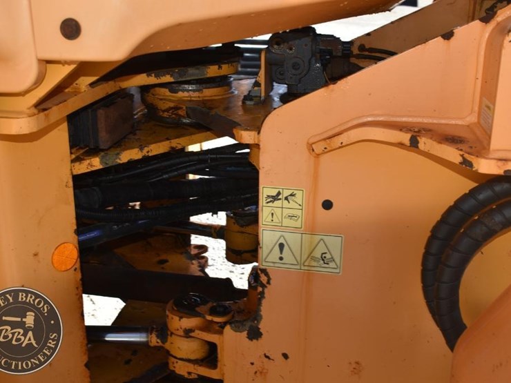 2016-hyundai-hl955-image-36