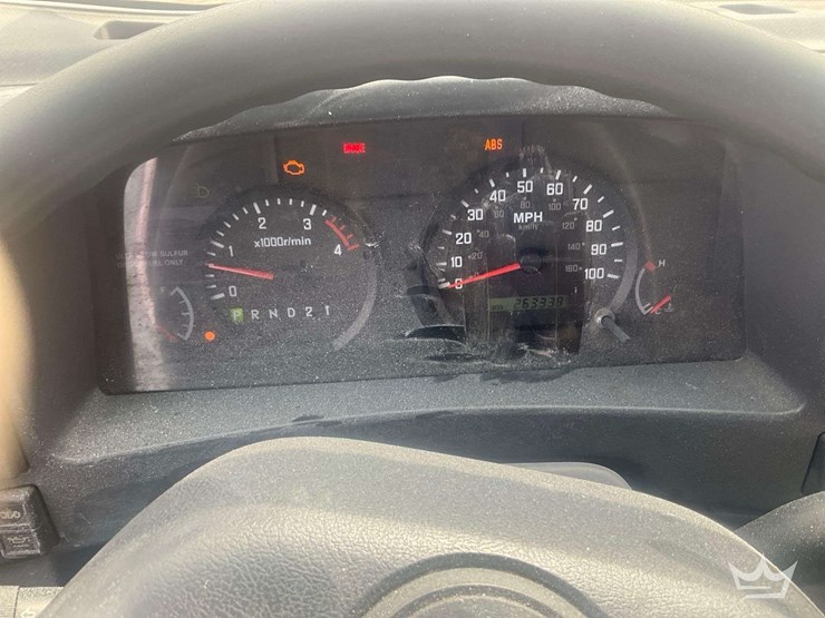 2010-gmc-w5500-image-13