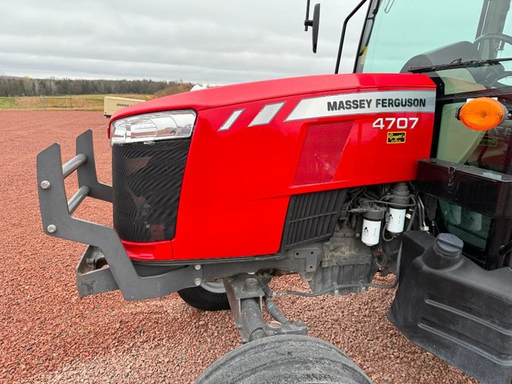 massey-ferguson-4707-image-26