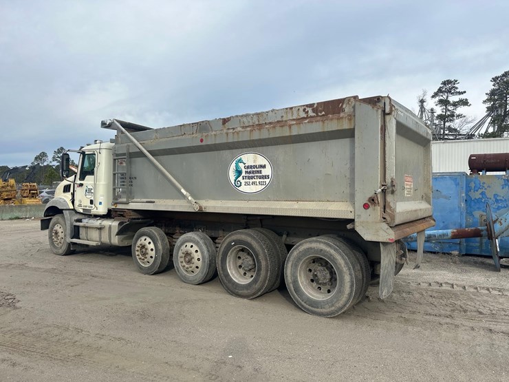 2019-mack-gr64b-quad/a-dump-truck-image-5
