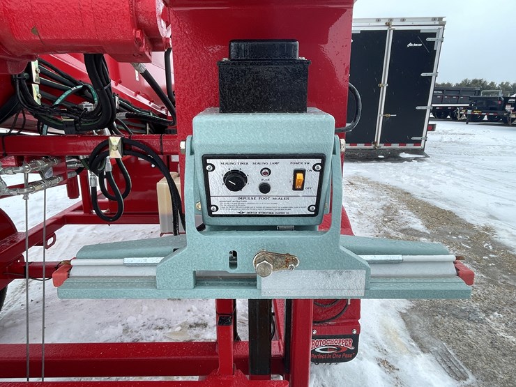 2023-rotochopper-go-bagger-250-image-22