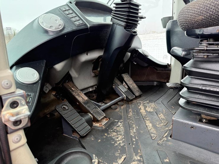 2018-doosan-dl250-5-image-51