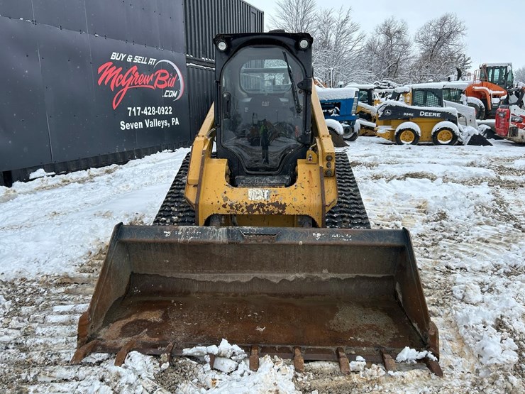 2015-caterpillar-299d-image-7