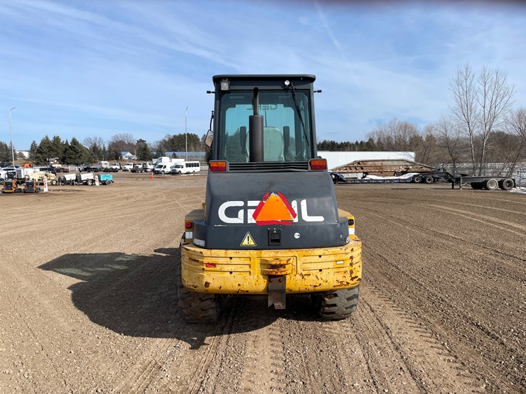 #1012-•-gehl-721-front-end-loader-image-4