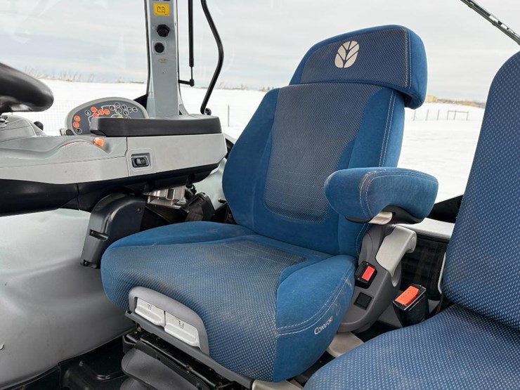 new-holland-t7.210-image-56