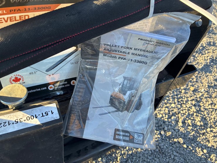 #115407-•-skidsteer-pallet-forks-hyd-adj-image-5