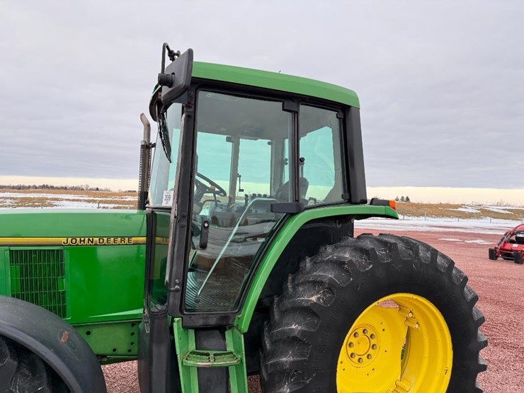john-deere-6400-image-15