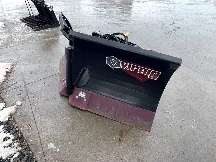 #4908-•-virnig-skid-steer-mount-70"-v-plow-image-4