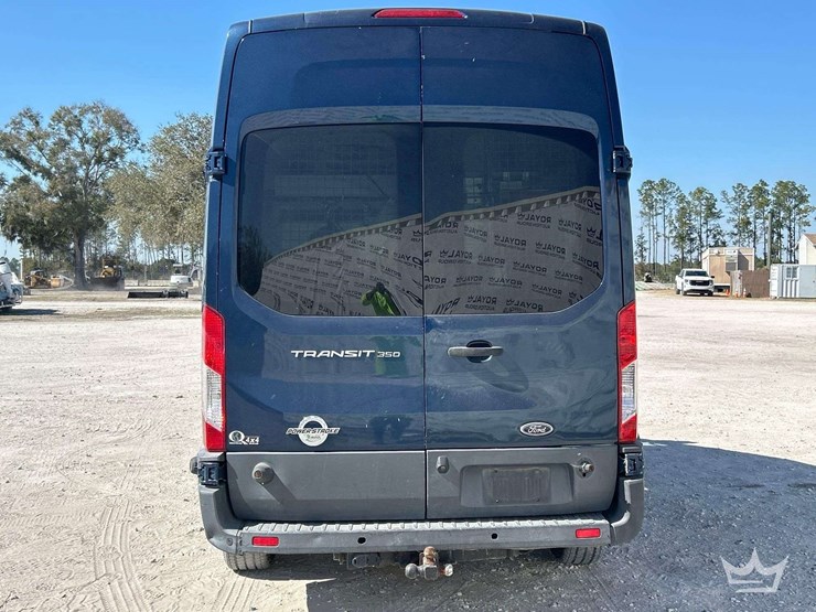 2015-ford-transit-image-48