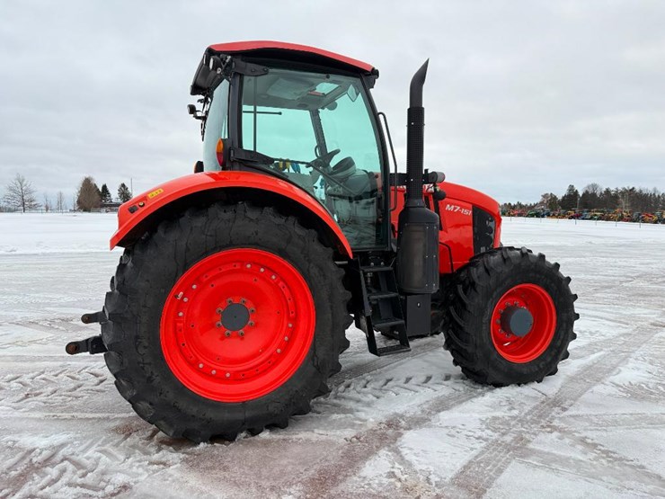 kubota-m7-151-image-4