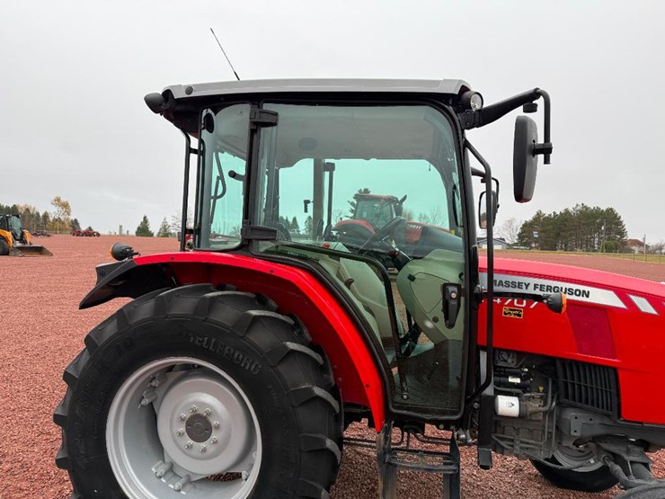 massey-ferguson-4707-image-22