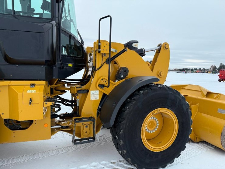 caterpillar-926m-image-43