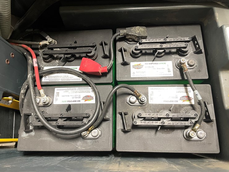 #304-•-advance-aqua-plus-carpet-extractor-image-25