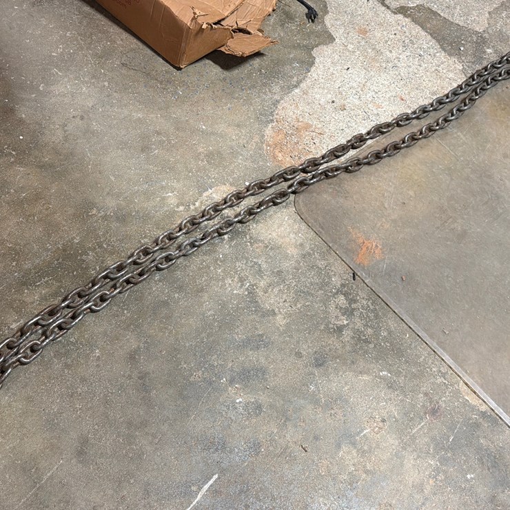 #70 • 14’CHAIN WITH HOOKS