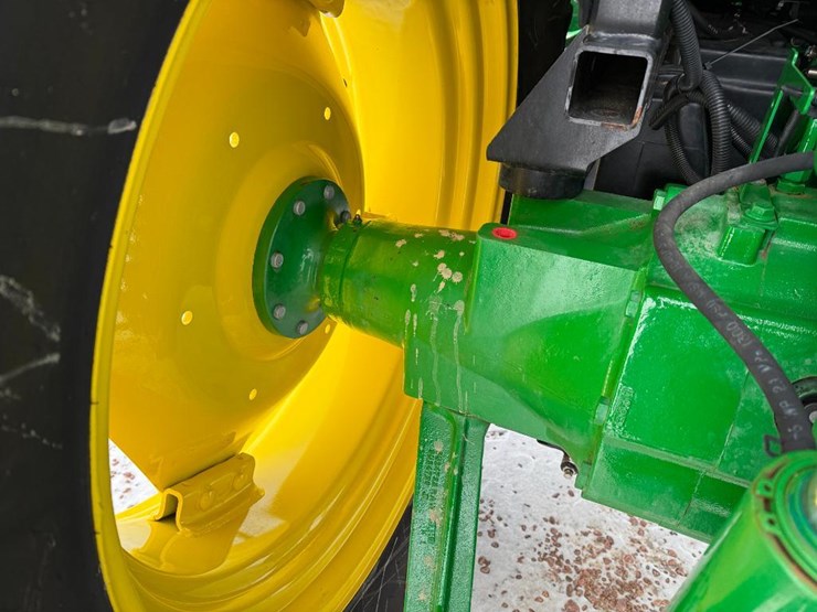 john-deere-6105e-image-49