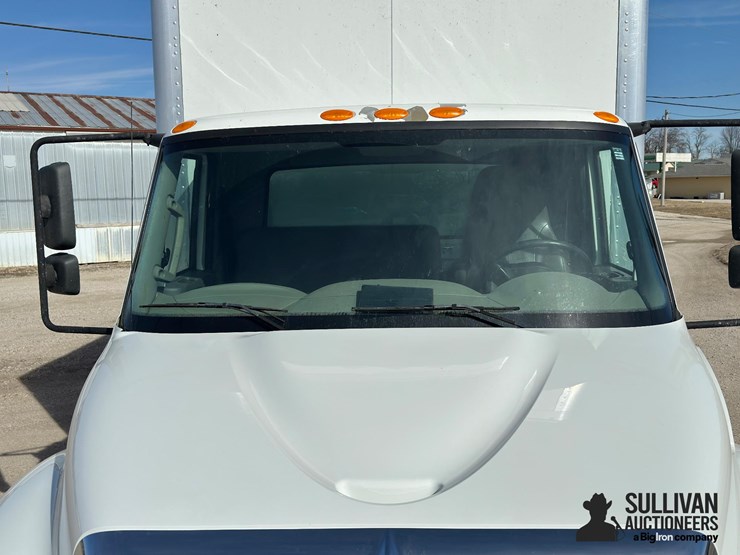 2019-international-durastar-4300-image-10