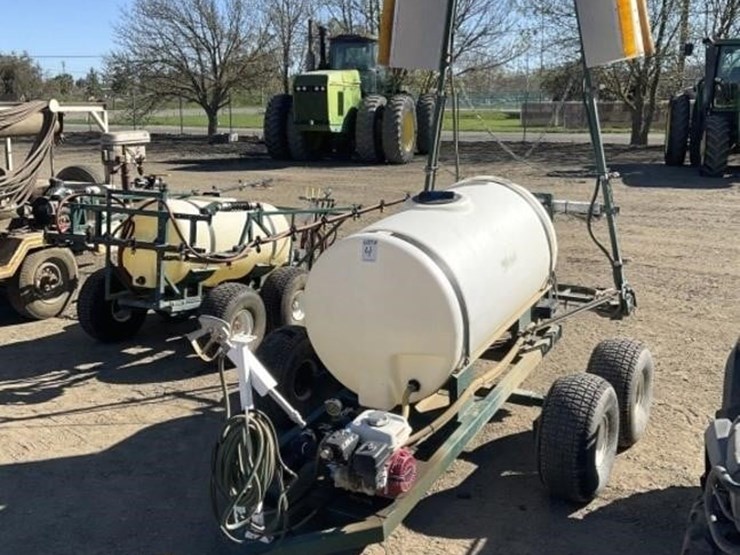pbm-200g-poly-tank-pull-strip-sprayer,-20'-image-1