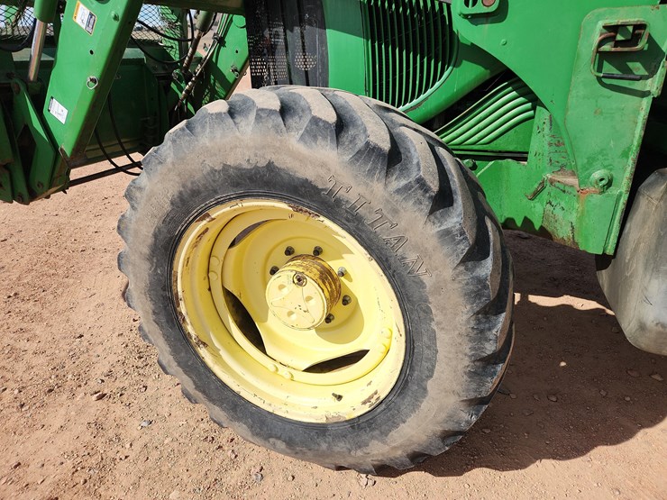 john-deere-6420-image-27
