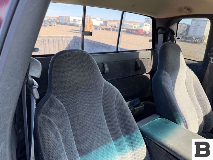 2000-dodge-dakota-image-25