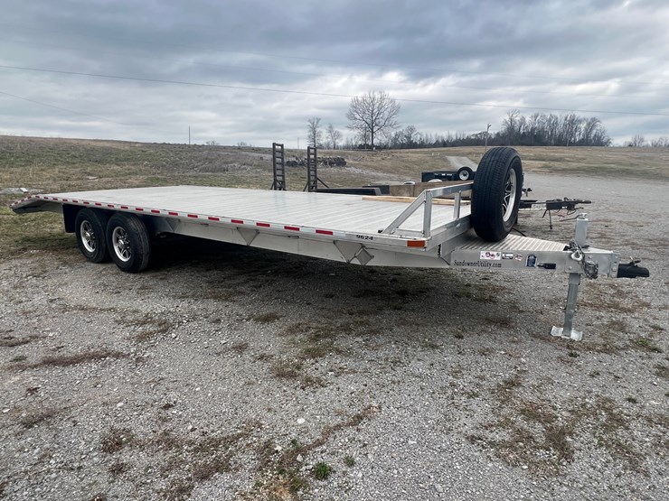 2023-sundowner-96"-image-3