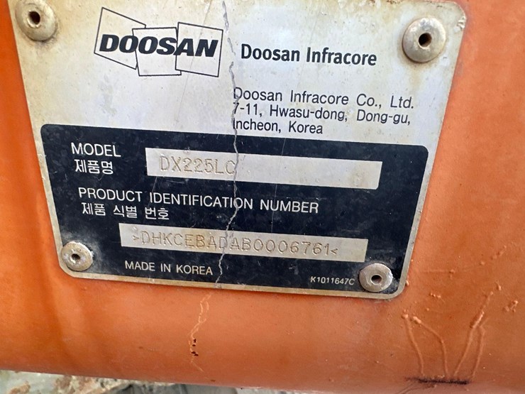 2013-doosan-dx225-lc-image-8