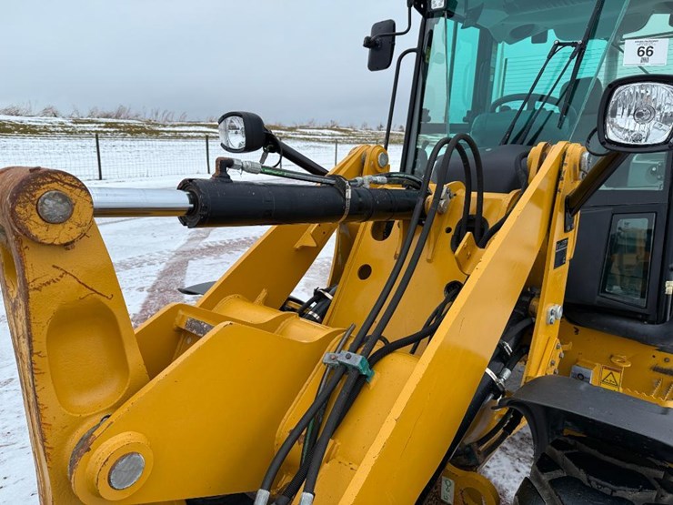 caterpillar-906m-image-33