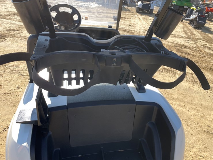 #204-•-2020-ez-go-rxv-electric-golf-cart-image-25