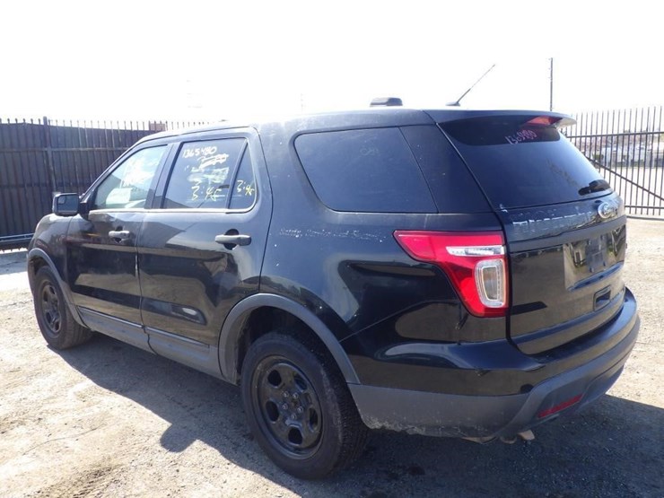 2013-ford-explorer-image-4