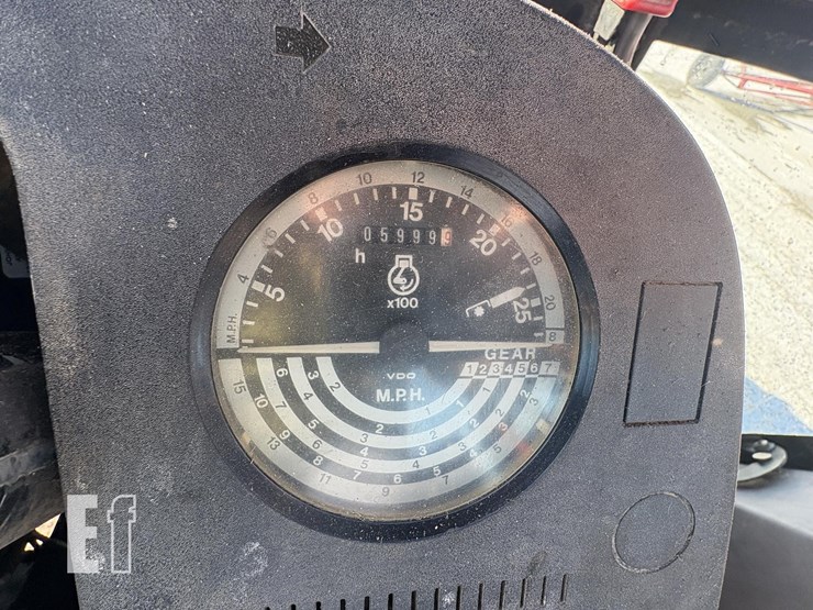 john-deere-3155-image-15